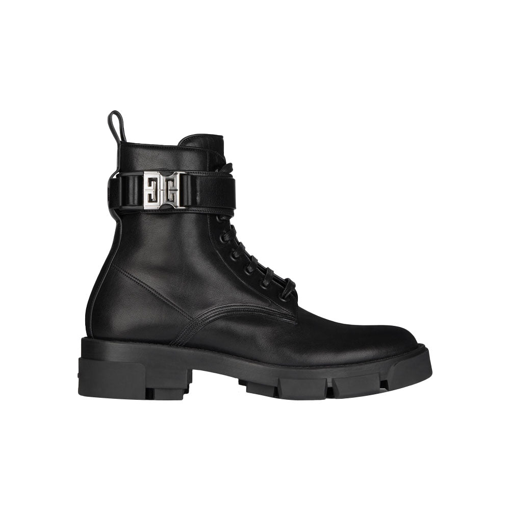 GIVENCHY