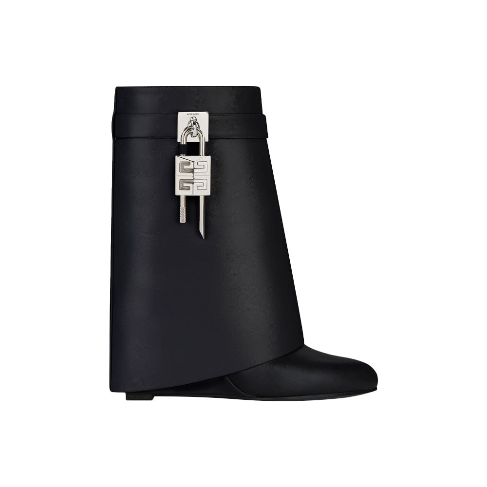 GIVENCHY
