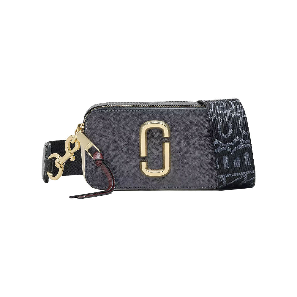 MARC JACOBS