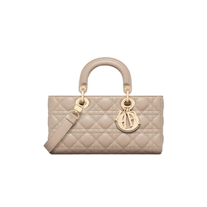 CHRISTIAN DIOR