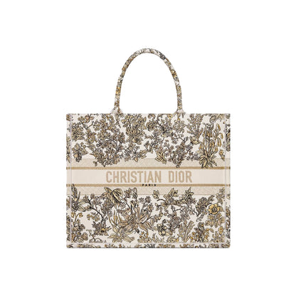 CHRISTIAN DIOR