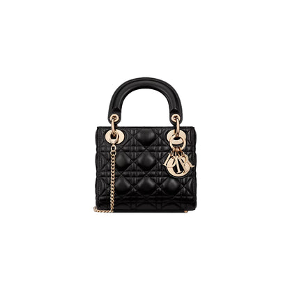CHRISTIAN DIOR