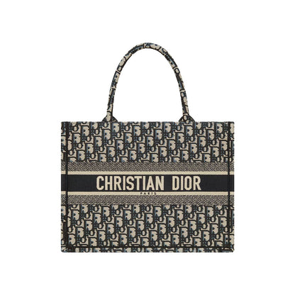 CHRISTIAN DIOR