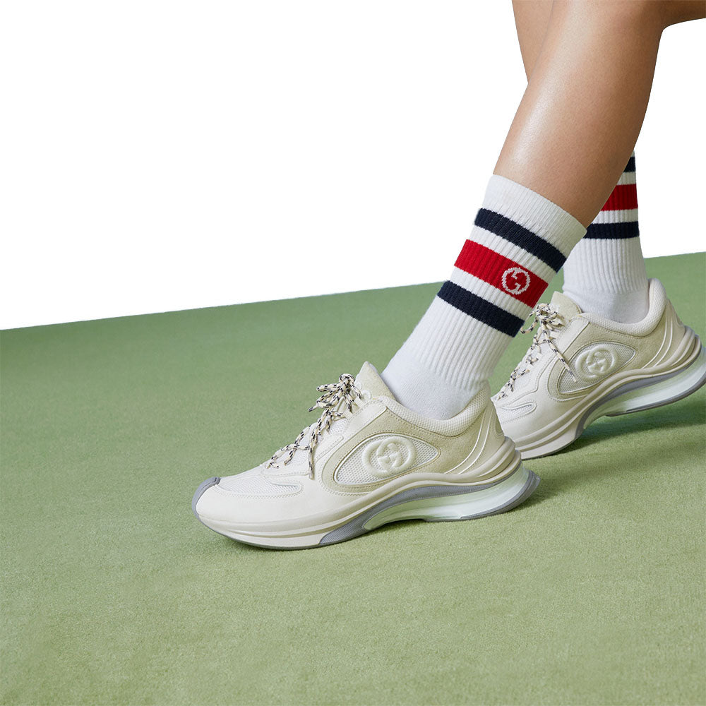 GUCCI.