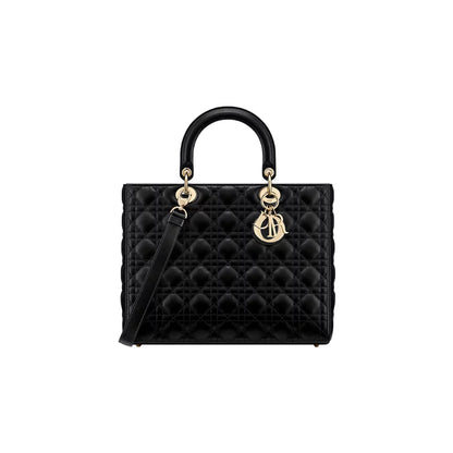 CHRISTIAN DIOR