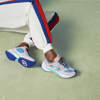GUCCI.