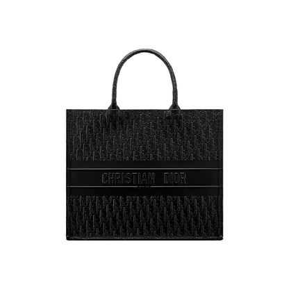 CHRISTIAN DIOR