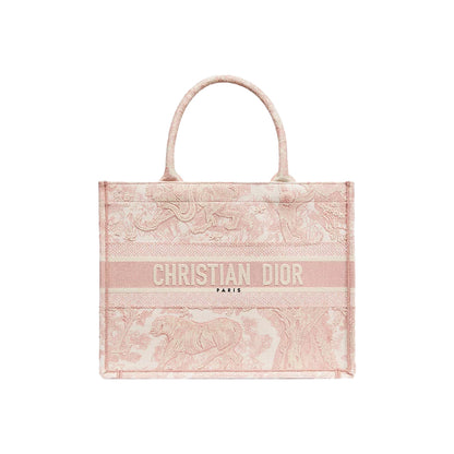 CHRISTIAN DIOR