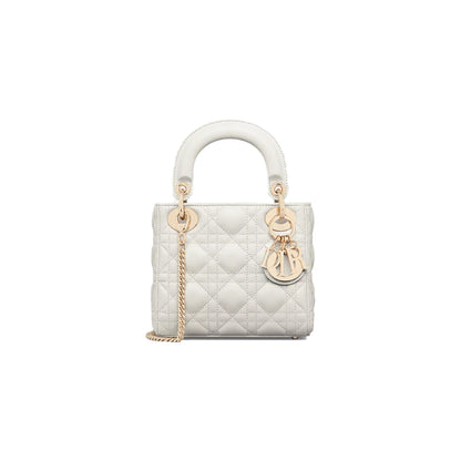 CHRISTIAN DIOR