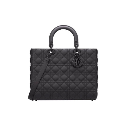 CHRISTIAN DIOR