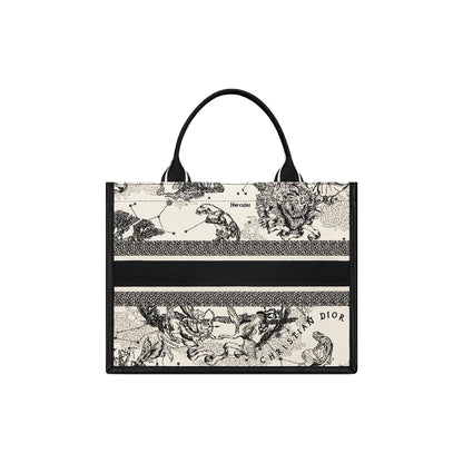CHRISTIAN DIOR