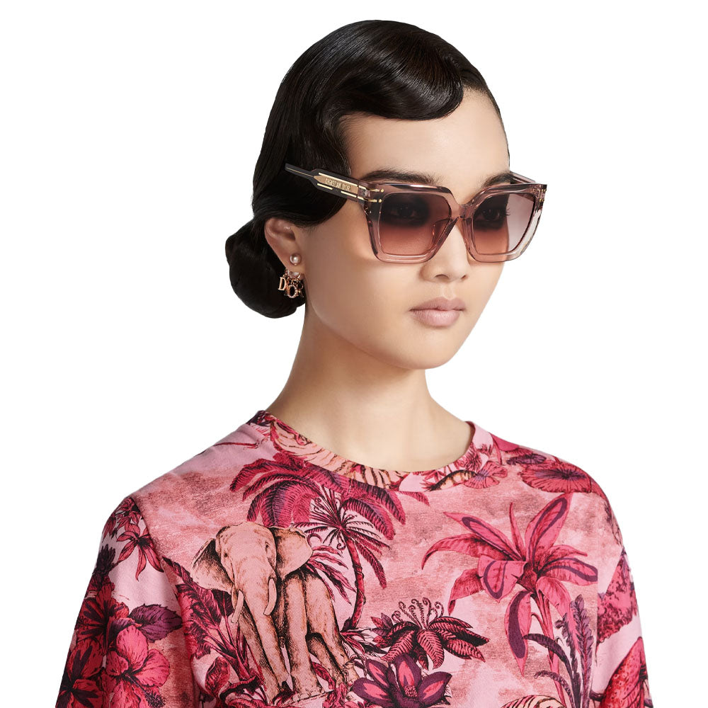 CHRISTIAN DIOR