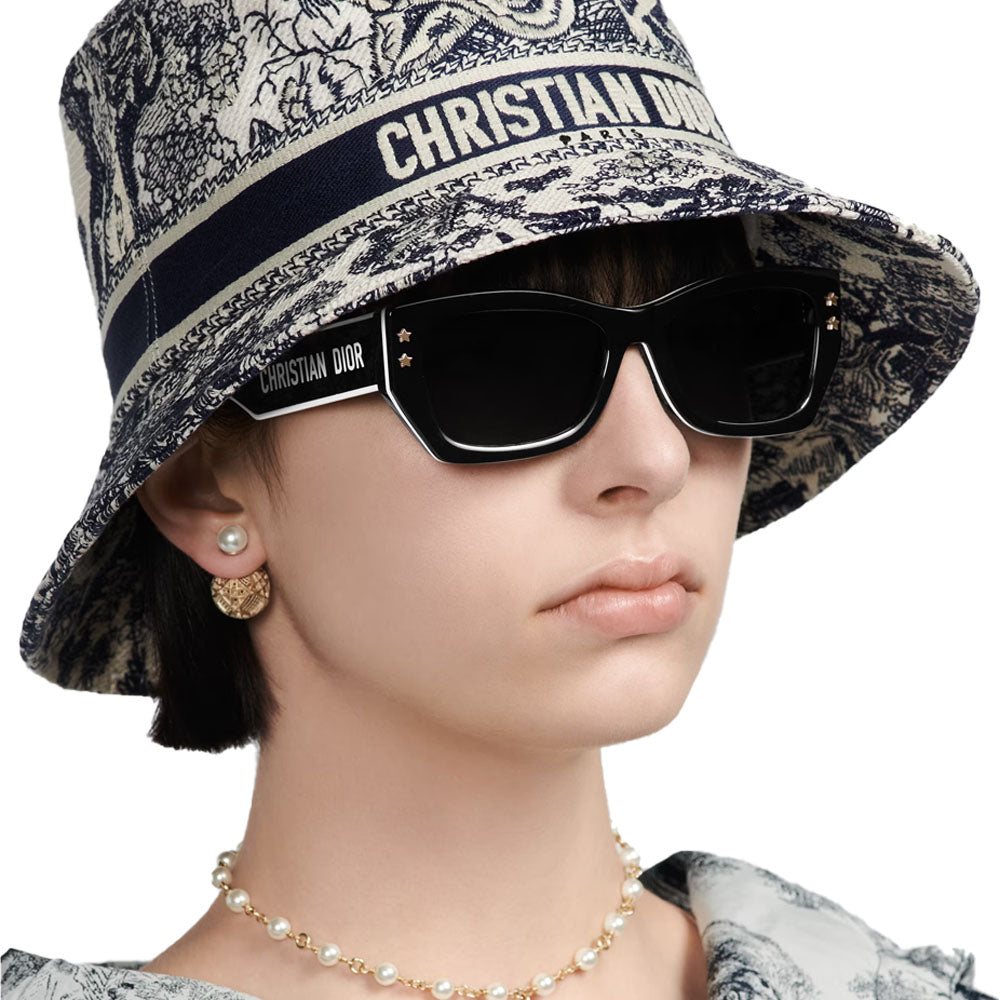 CHRISTIAN DIOR