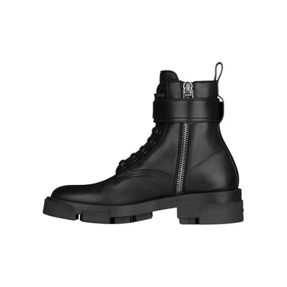 GIVENCHY
