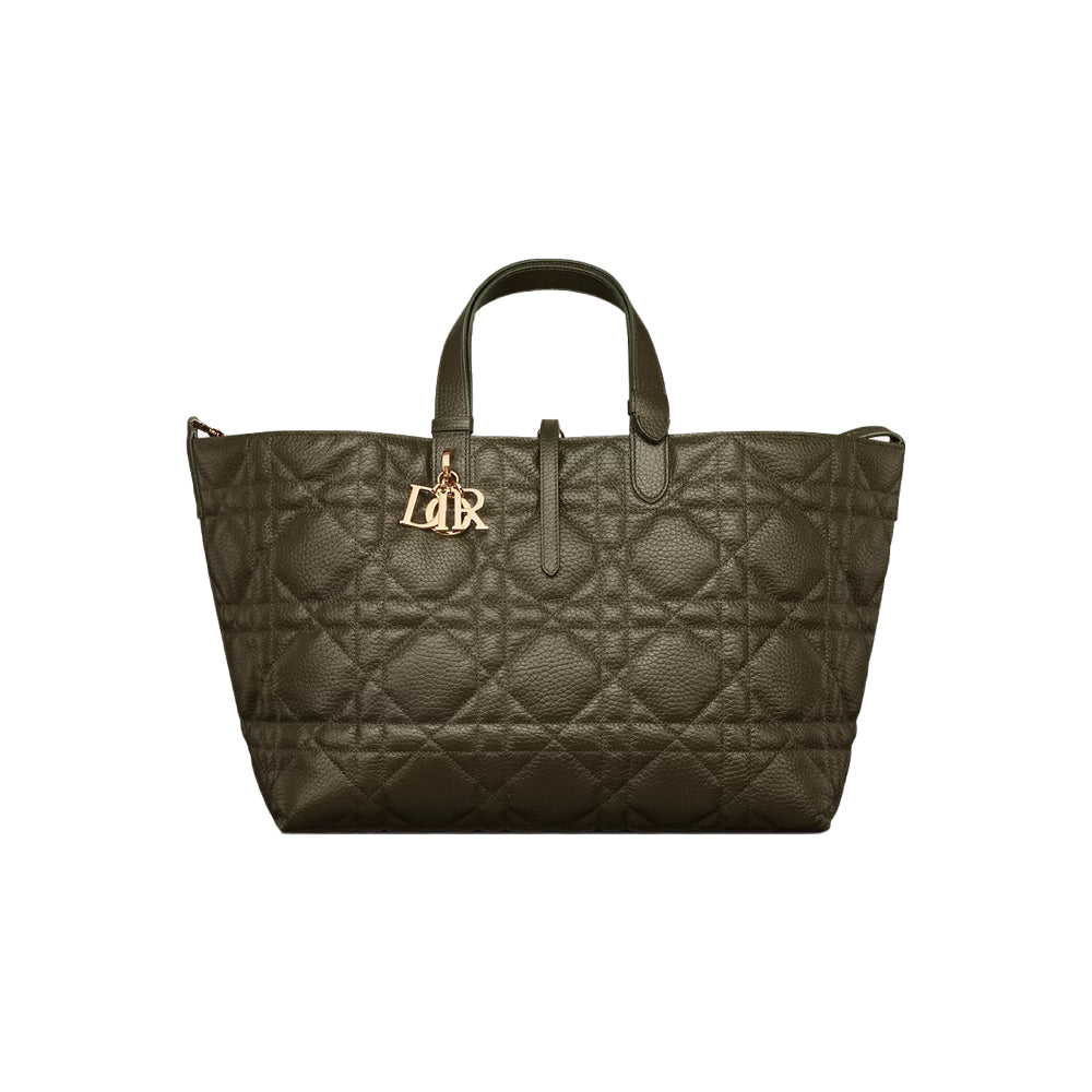 CHRISTIAN DIOR