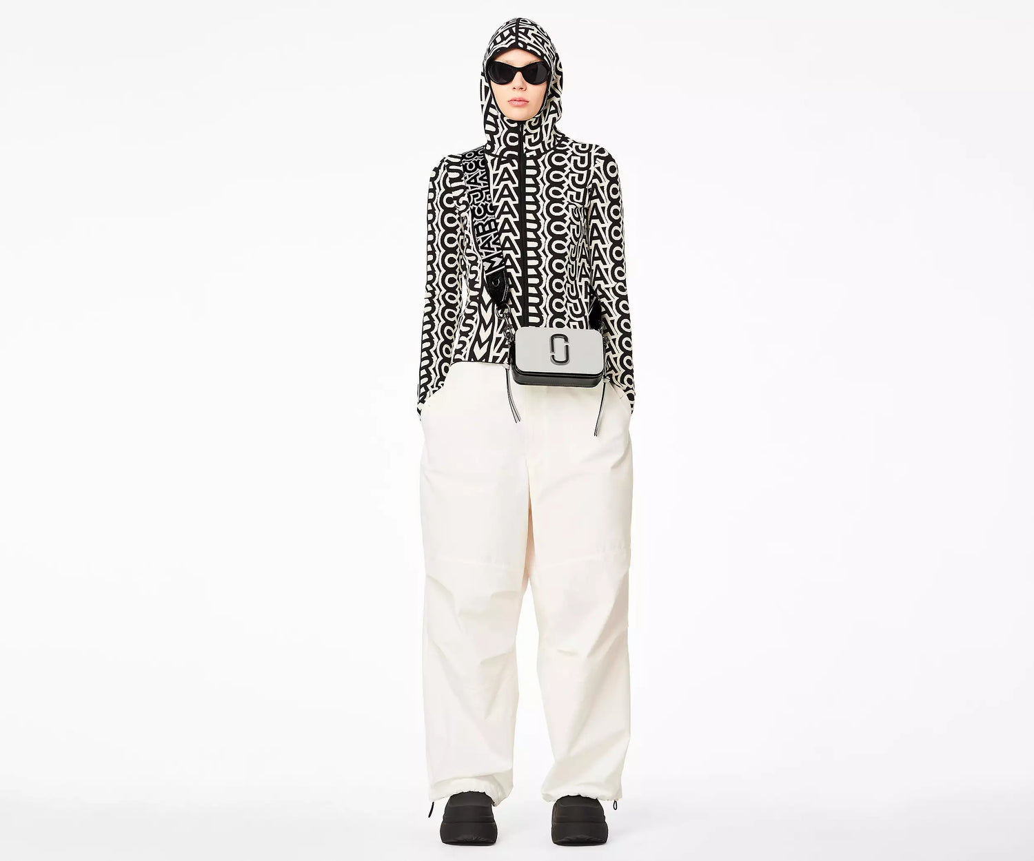MARC JACOBS
