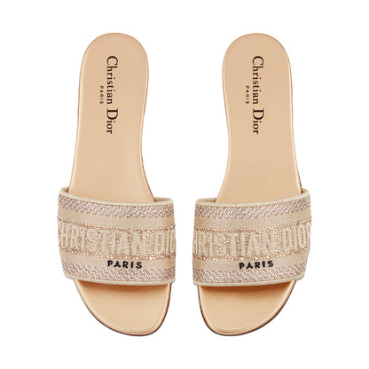 CHRISTIAN DIOR