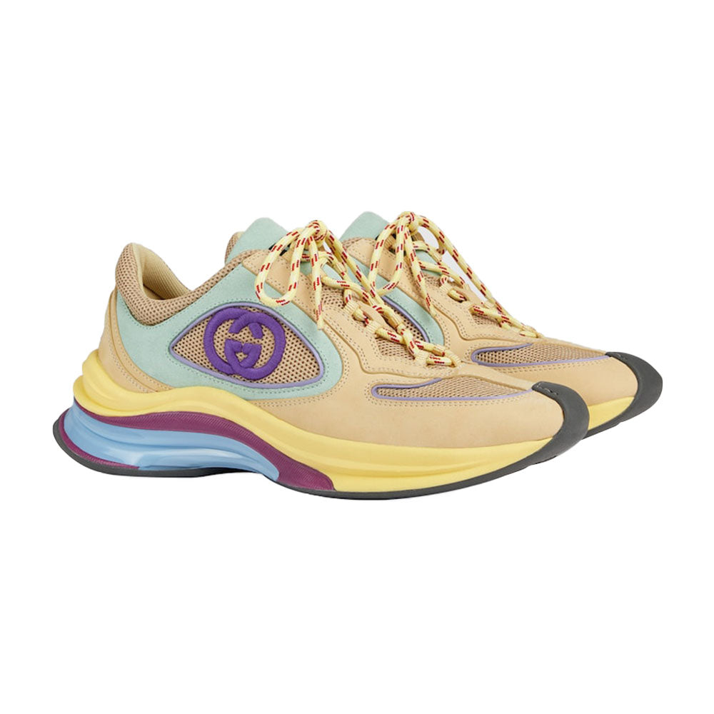GUCCI.
