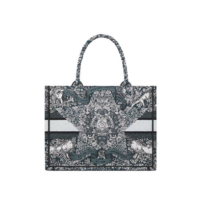 CHRISTIAN DIOR