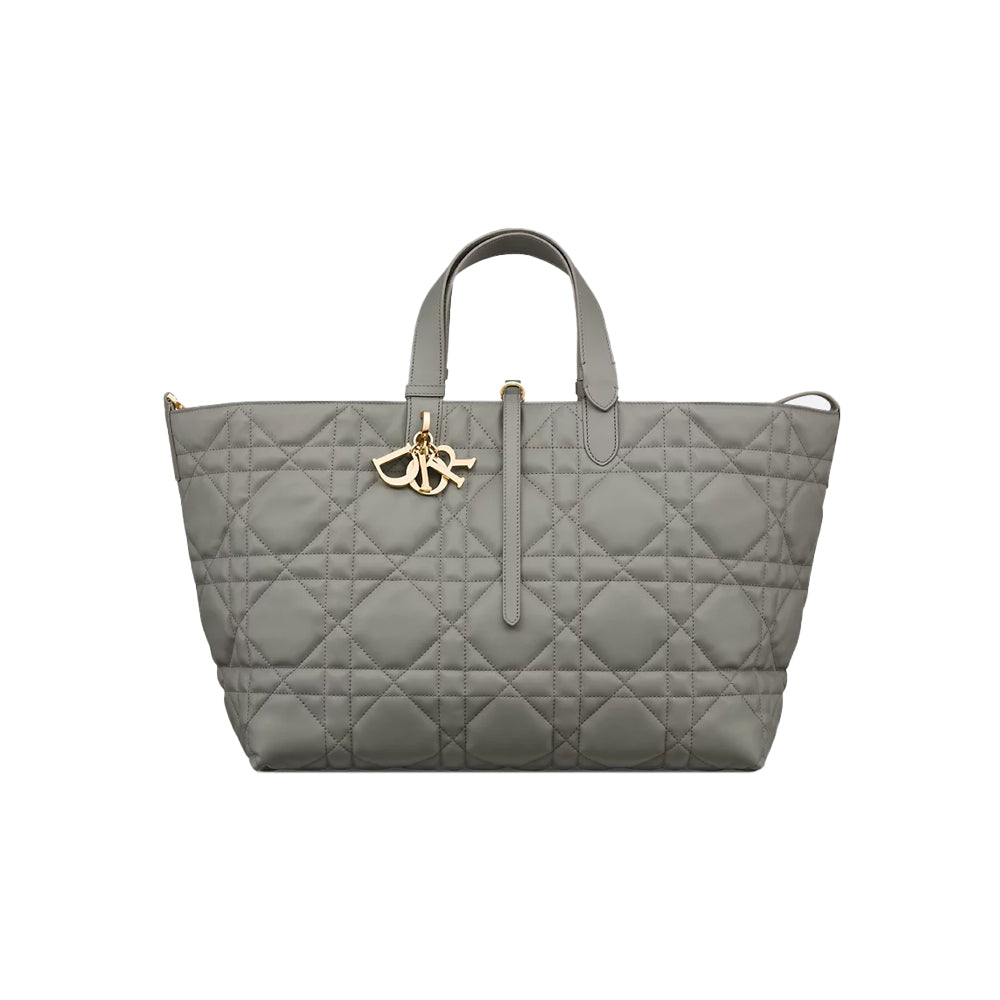 CHRISTIAN DIOR