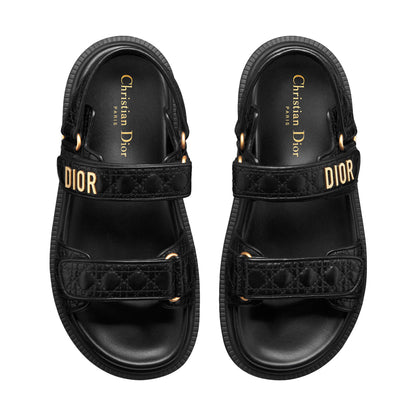 CHRISTIAN DIOR