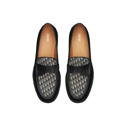CHRISTIAN DIOR