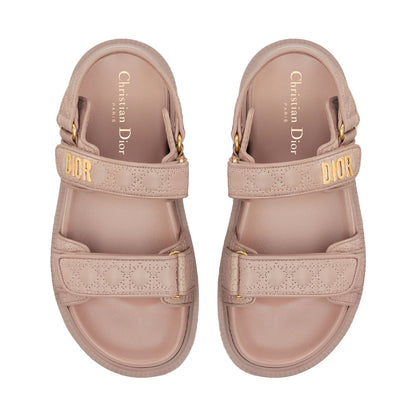 CHRISTIAN DIOR
