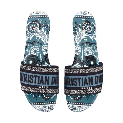 CHRISTIAN DIOR