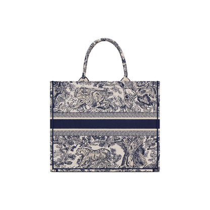 CHRISTIAN DIOR