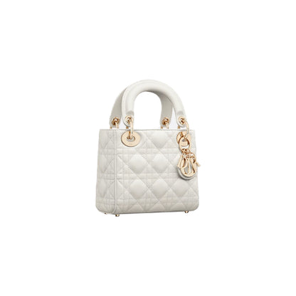 CHRISTIAN DIOR