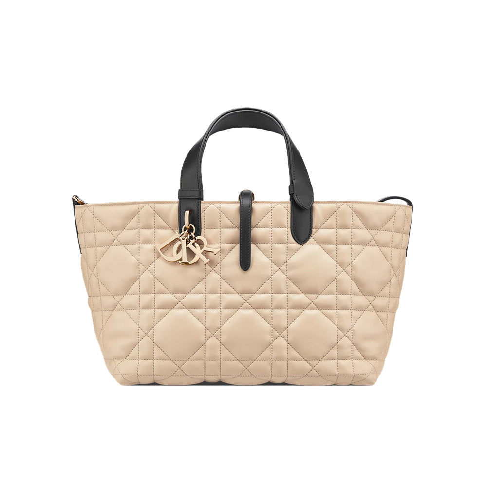 CHRISTIAN DIOR