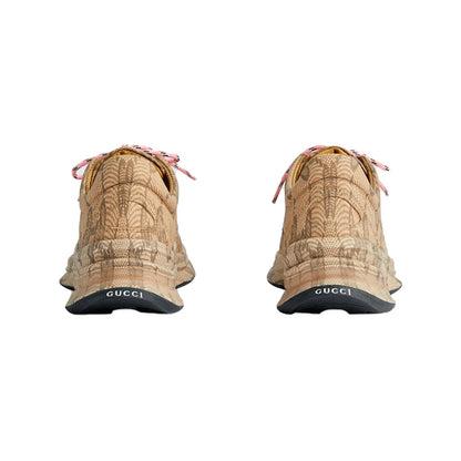 GUCCI.