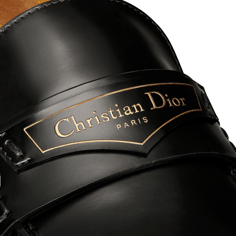 CHRISTIAN DIOR