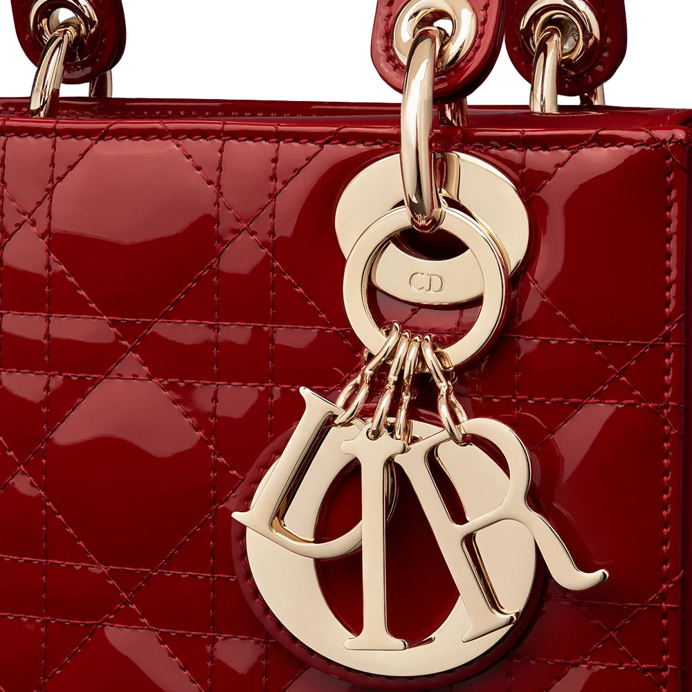 CHRISTIAN DIOR