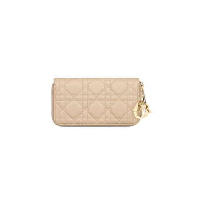CHRISTIAN DIOR