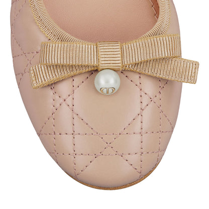 CHRISTIAN DIOR