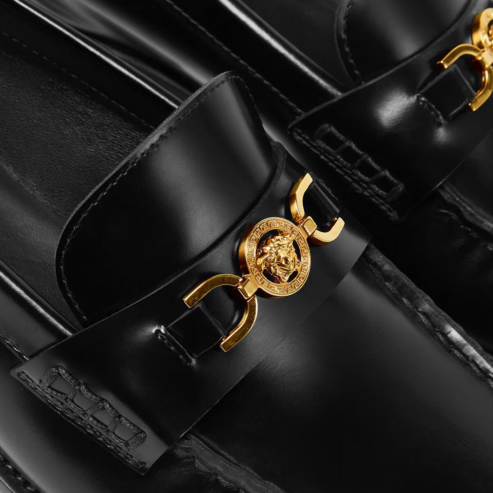 VERSACE