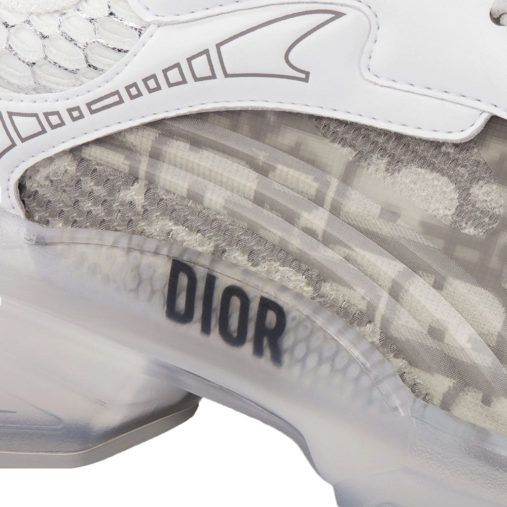 CHRISTIAN DIOR