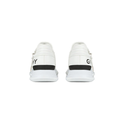 GIVENCHY