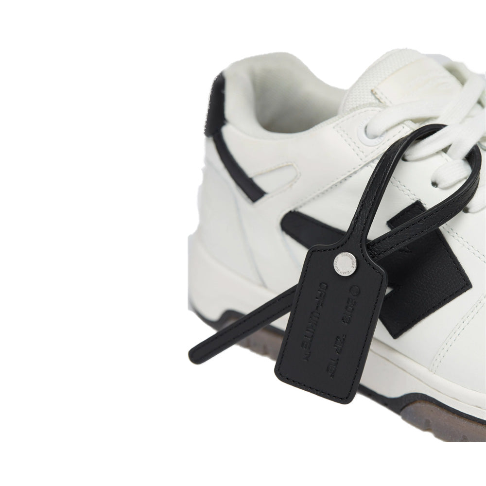 OFF-WHITE