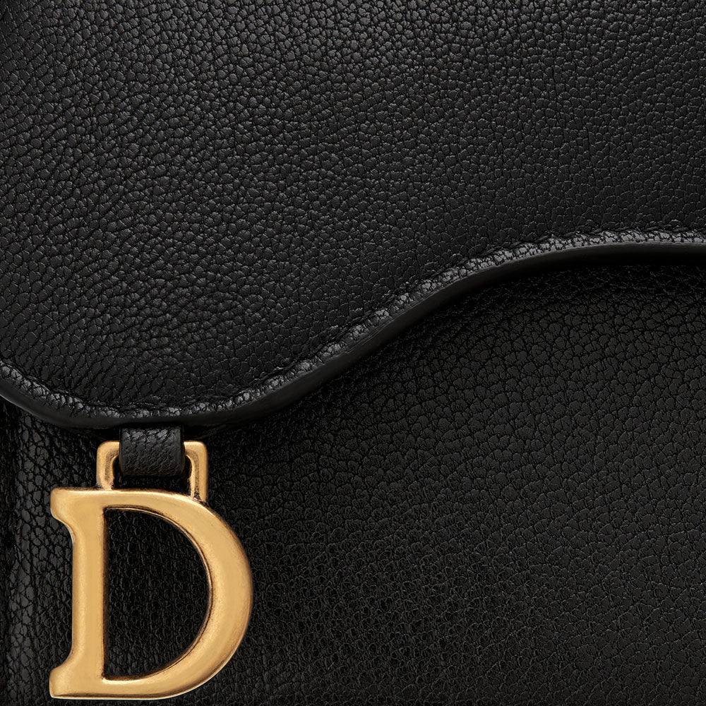 CHRISTIAN DIOR