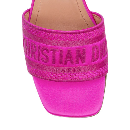 CHRISTIAN DIOR