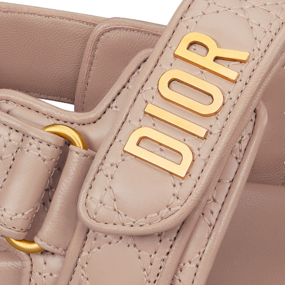 CHRISTIAN DIOR