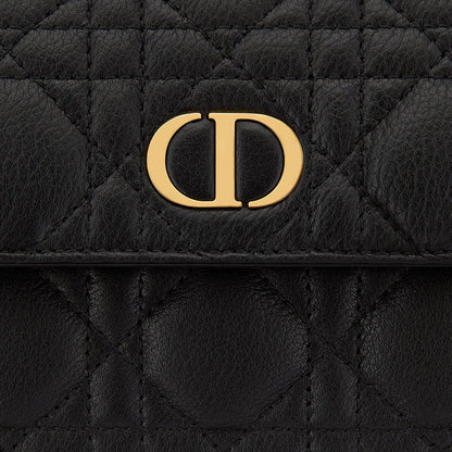 CHRISTIAN DIOR
