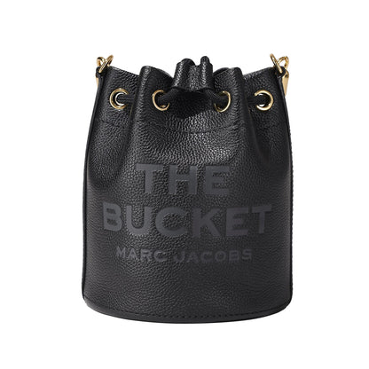 MARC JACOBS