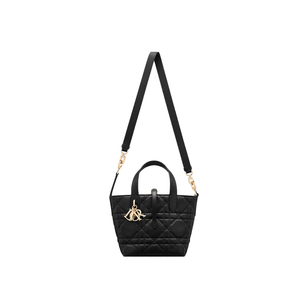 CHRISTIAN DIOR
