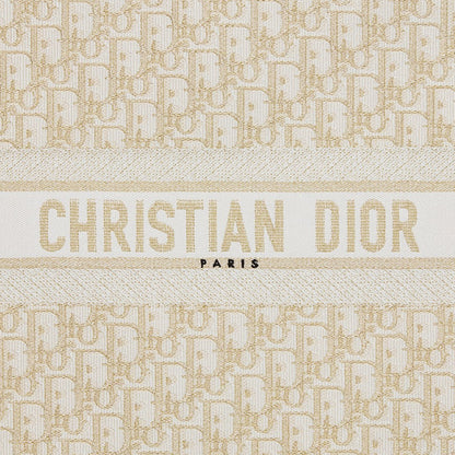 CHRISTIAN DIOR