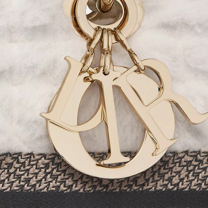 CHRISTIAN DIOR