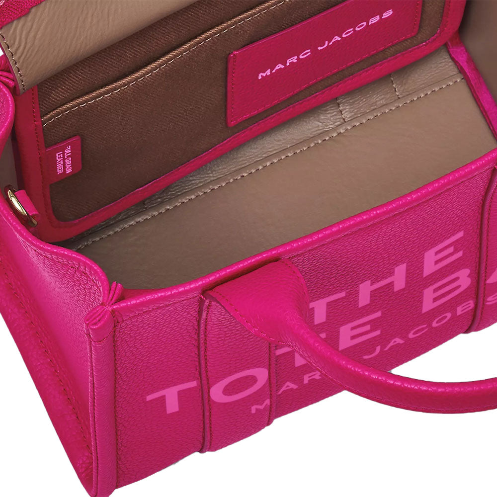 MARC JACOBS