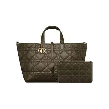 CHRISTIAN DIOR
